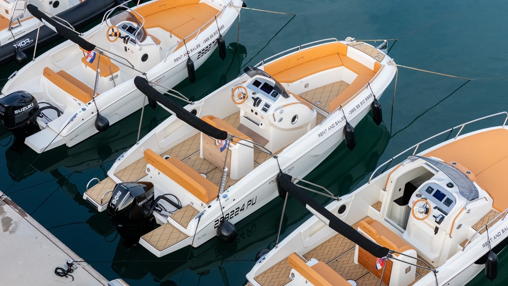 JAGUAR 7.0 - Boat Rental in Pula - Image 4